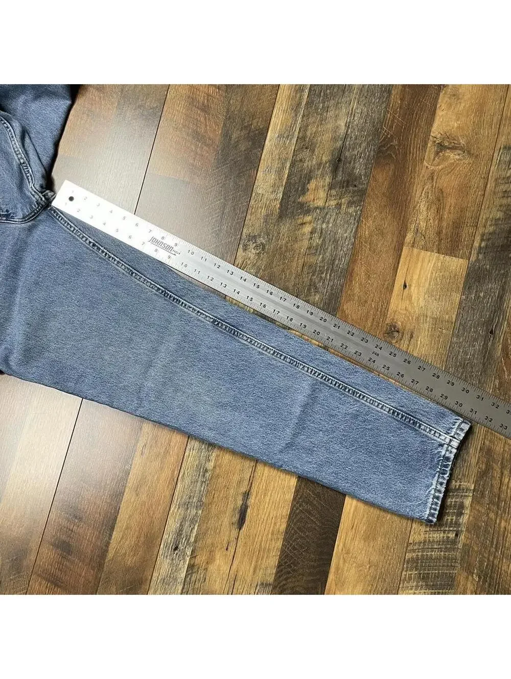 Levis gorgeous pair